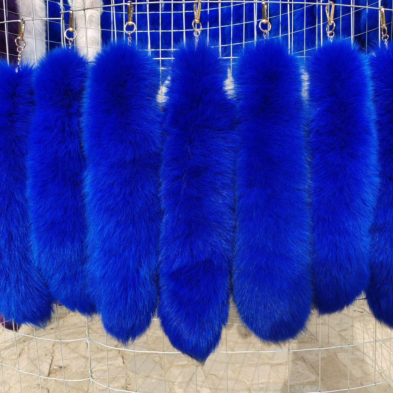 Natural Fox Fur Tail Keychain Furry 2024 Y2K Beautiful Accesory Length 40Cm Car Keychain for Women Fluffy Key Chain