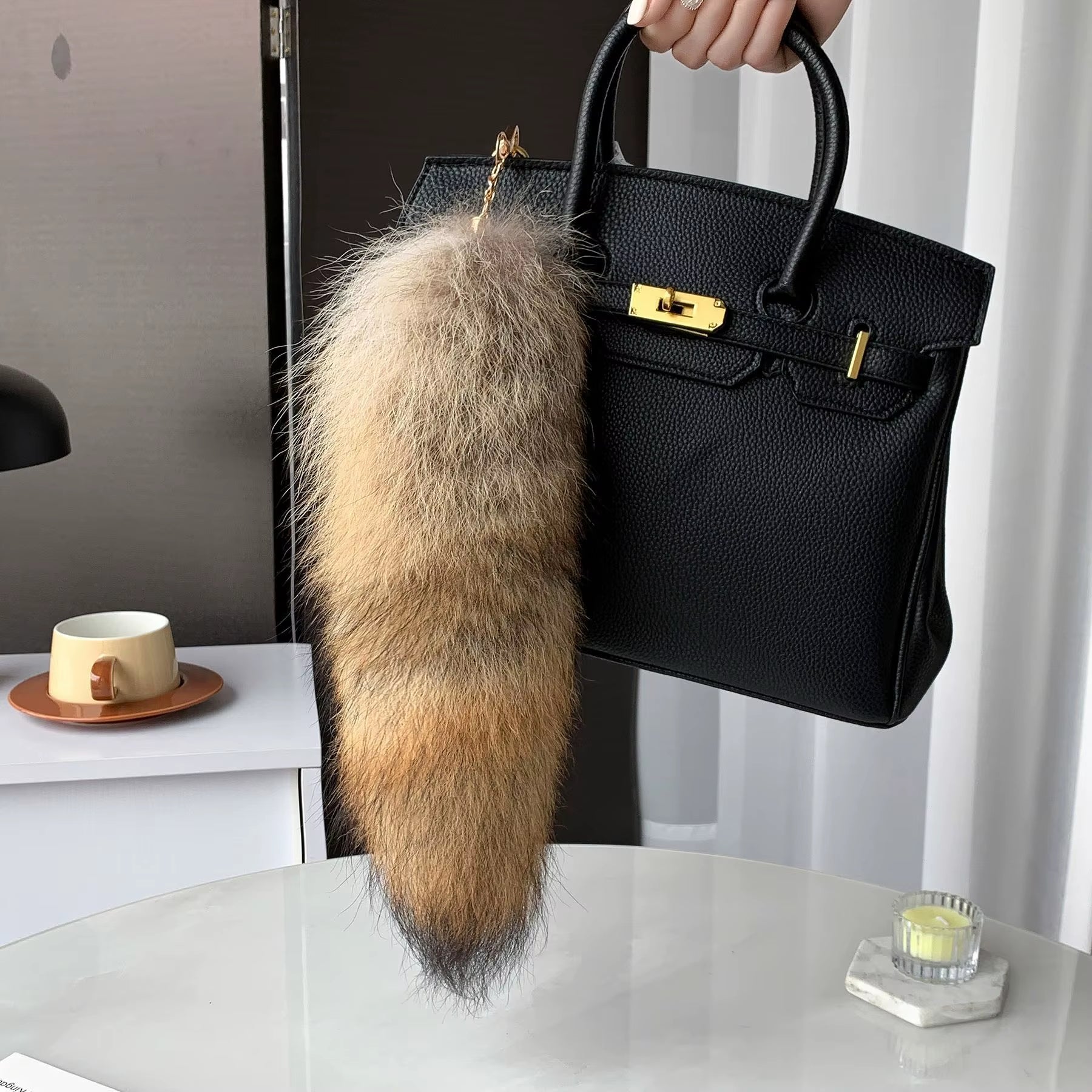 Natural Fox Fur Tail Keychain Furry 2024 Y2K Beautiful Accesory Length 40Cm Car Keychain for Women Fluffy Key Chain