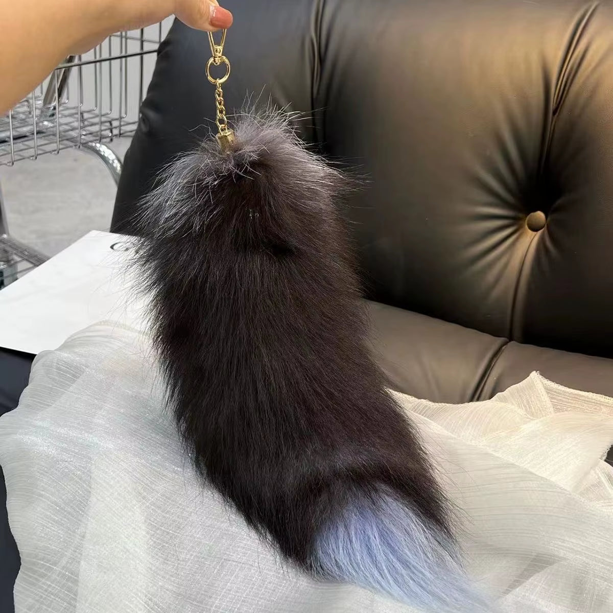 Natural Fox Fur Tail Keychain Furry 2024 Y2K Beautiful Accesory Length 40Cm Car Keychain for Women Fluffy Key Chain